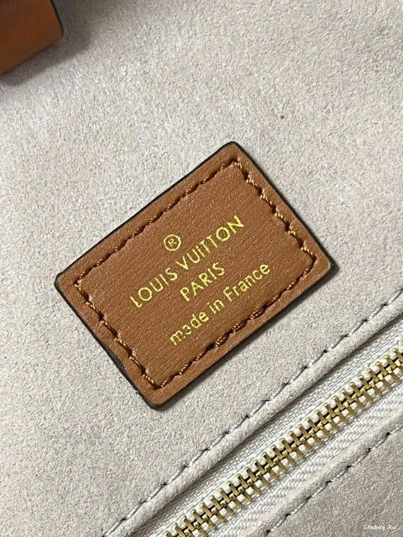 VUITTON LOUIS MM ONTHEGO 0727